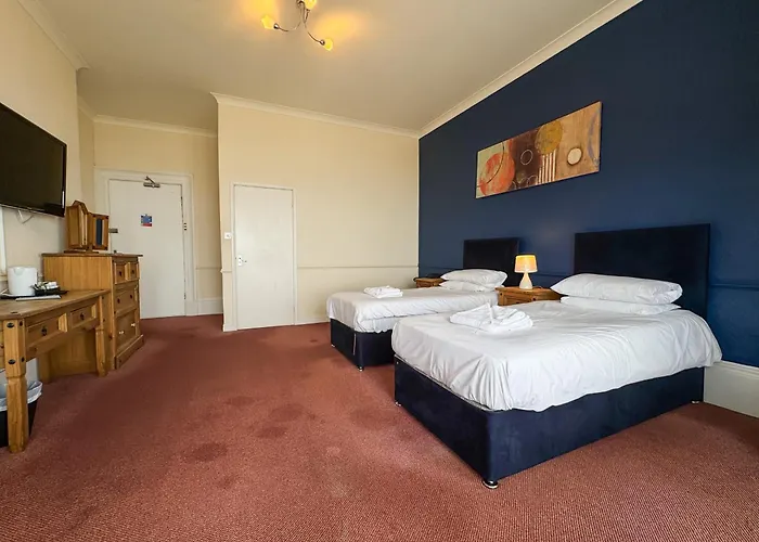 Delmont Hotel & View Restaurant